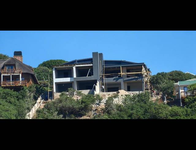 3 BEDROOM HOUSE FOR SALE IN GROOT BRAKRIVIER CENTRAL